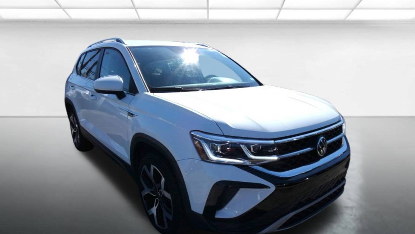 2022 Volkswagen Taos SEL — SUV — 21,928 mi — Kirkwood, MO