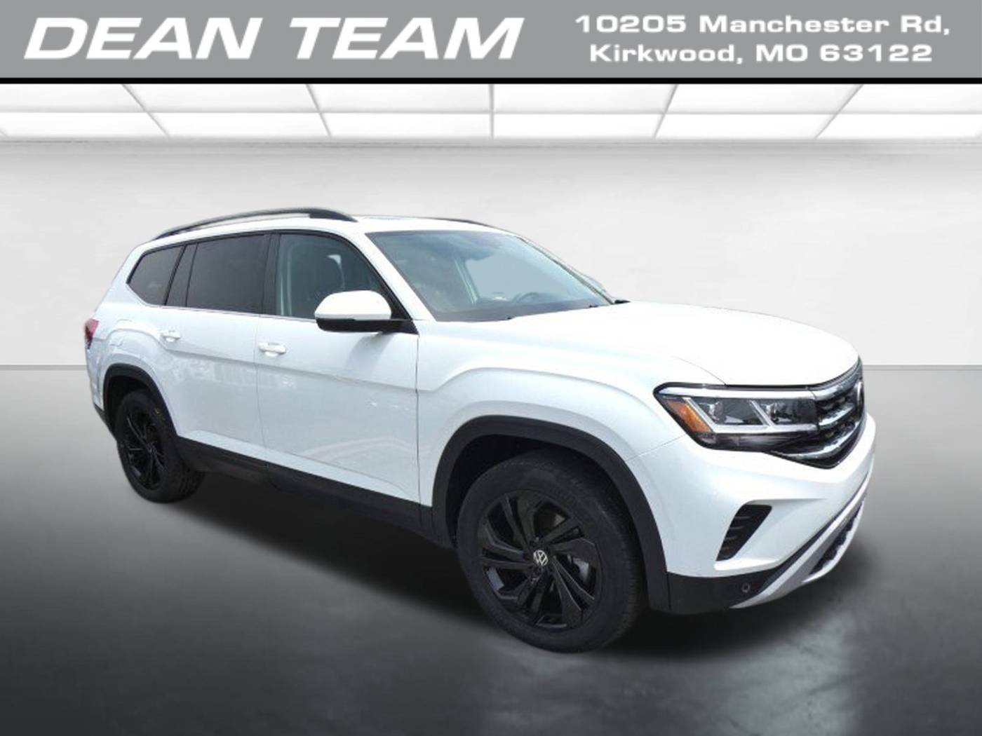 2022 Volkswagen Atlas SE with Technology — SUV — 31,118 mi — Kirkwood, MO