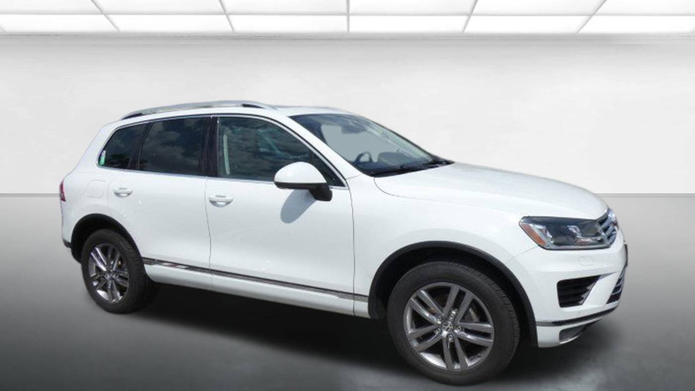 2016 Volkswagen Touareg V6 Lux — SUV — 102,998 mi — Kirkwood, MO