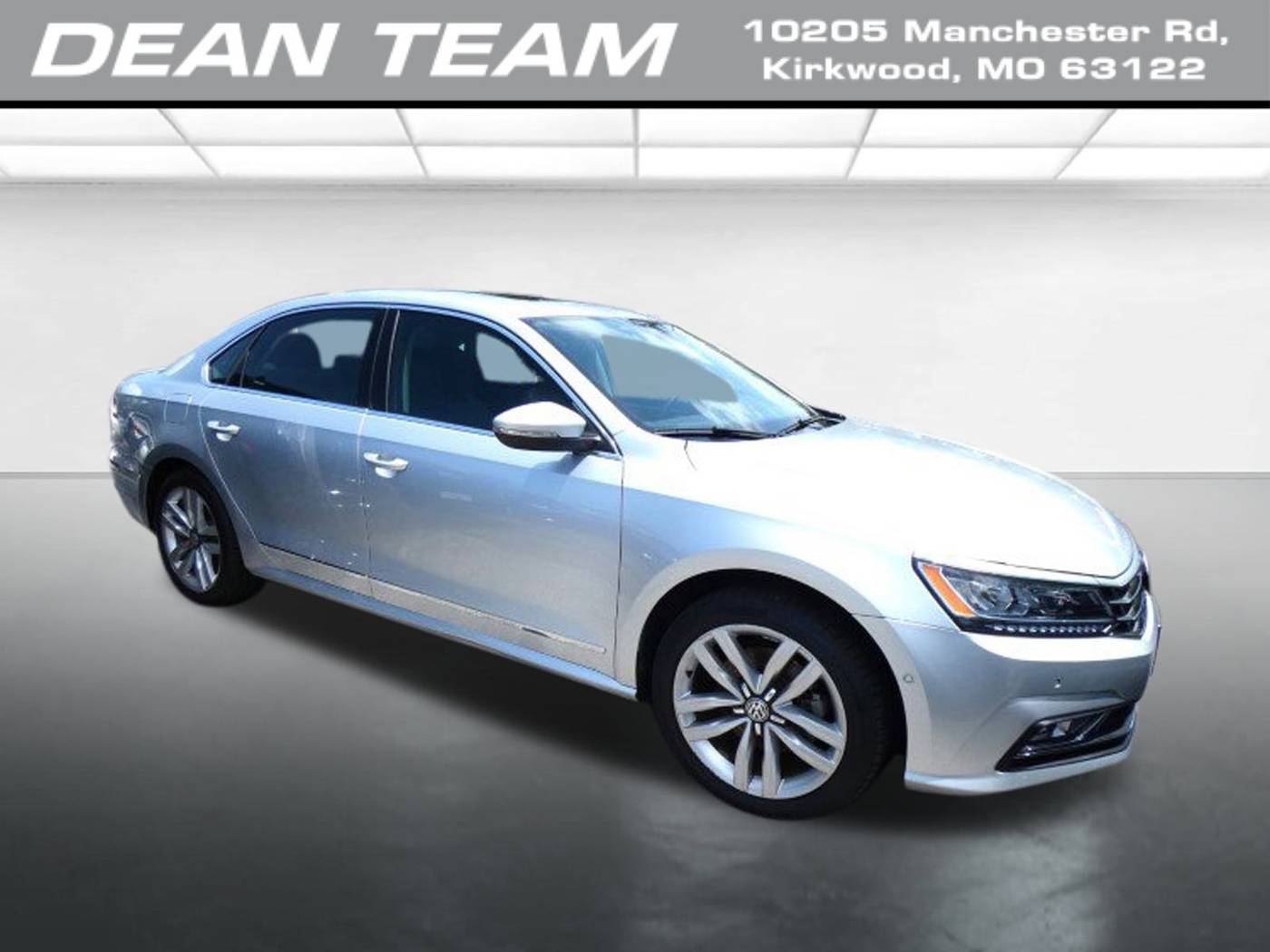 2017 Volkswagen Passat V6 SEL Premium — Sedan — 46,215 mi — Kirkwood, MO
