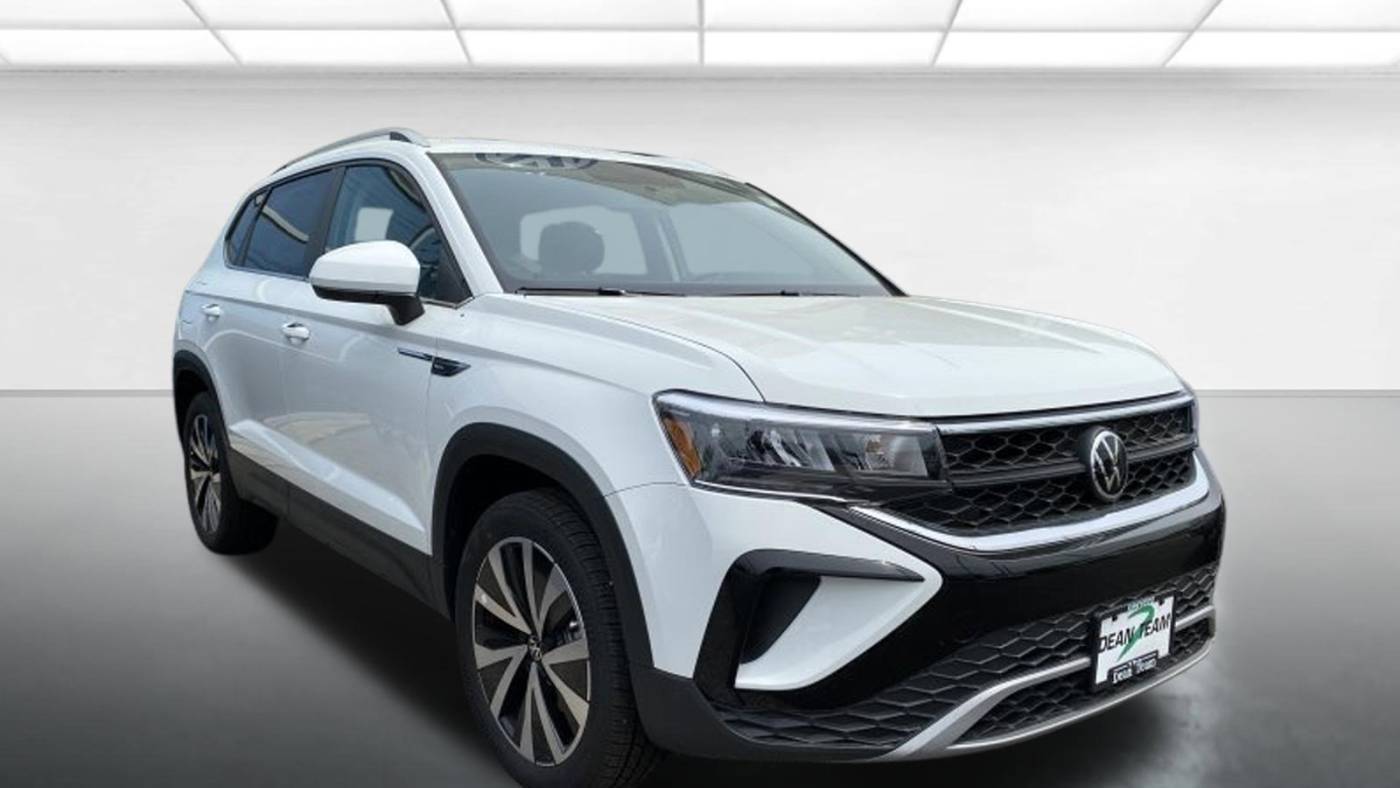 2022 Volkswagen Taos SE — SUV — 23,607 mi — Kirkwood, MO