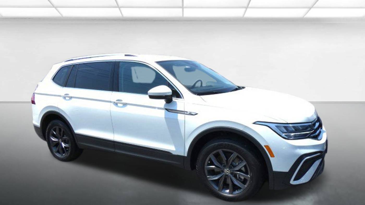 2023 Volkswagen Tiguan SE — SUV — 11,623 mi — Kirkwood, MO