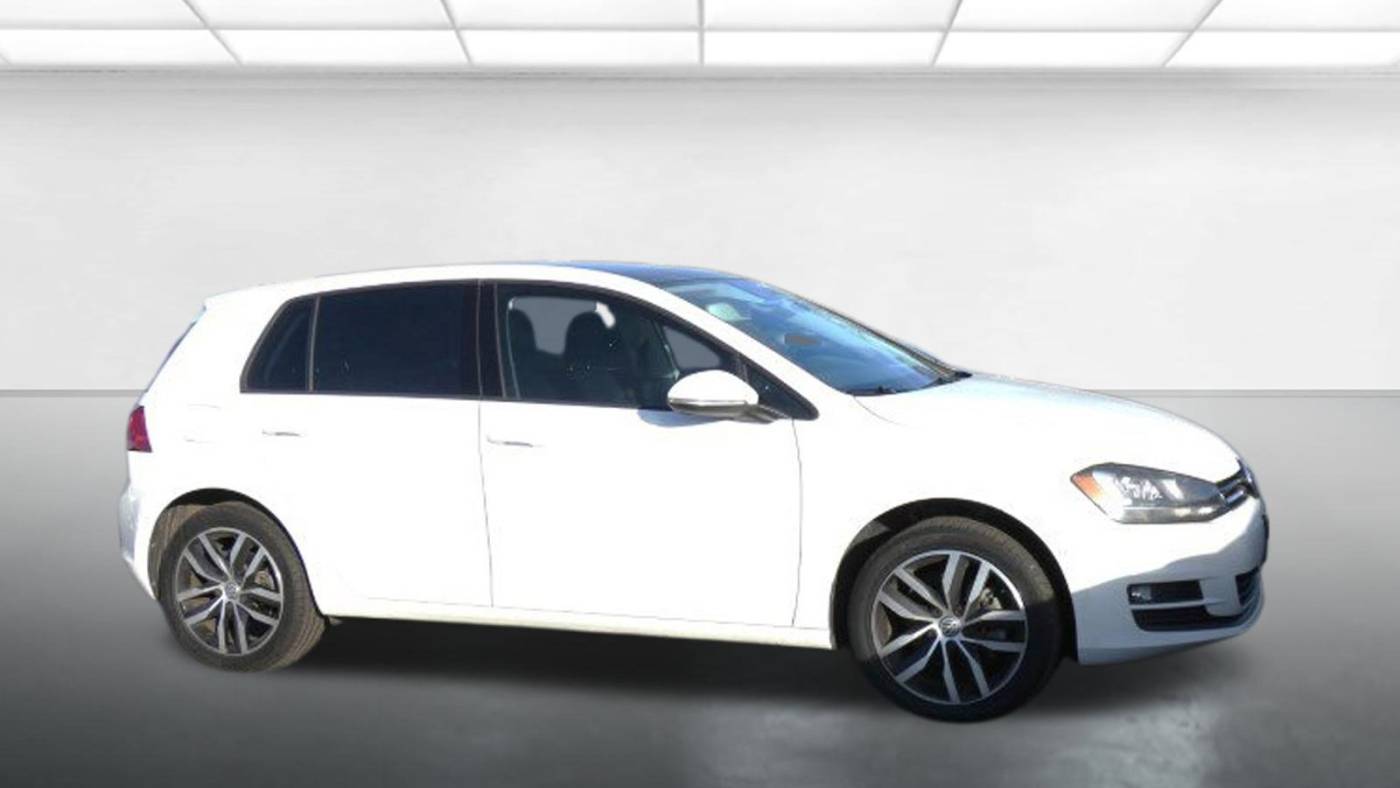 2016 Volkswagen Golf TSI S — Hatchback — 31,677 mi — Kirkwood, MO