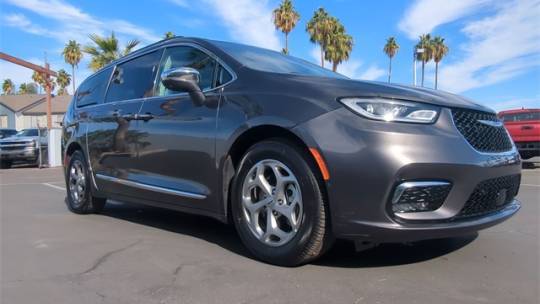 2022 Chrysler Pacifica Limited — Minivan — 45,525 mi — Mesa, AZ