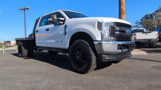 2019 Ford Super Duty F-350 Chassis Cab XL — Chassis Cab Truck — 126,595 mi — Mesa, AZ