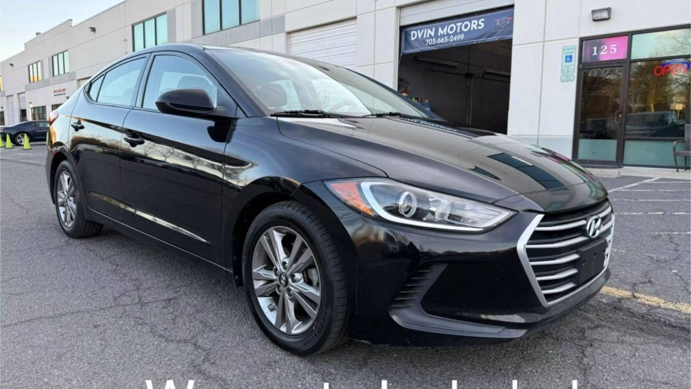 2017 Hyundai Elantra SE — Sedan — 79,651 mi — Sterling, VA