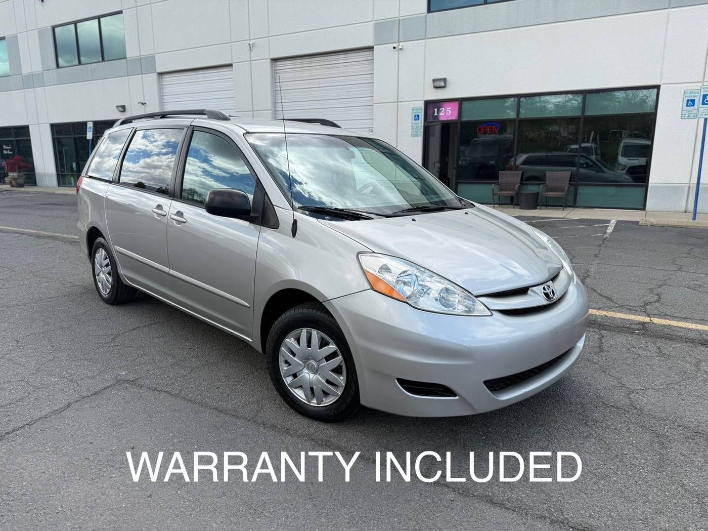 2010 Toyota Sienna LE — Minivan — 165,227 mi — Sterling, VA