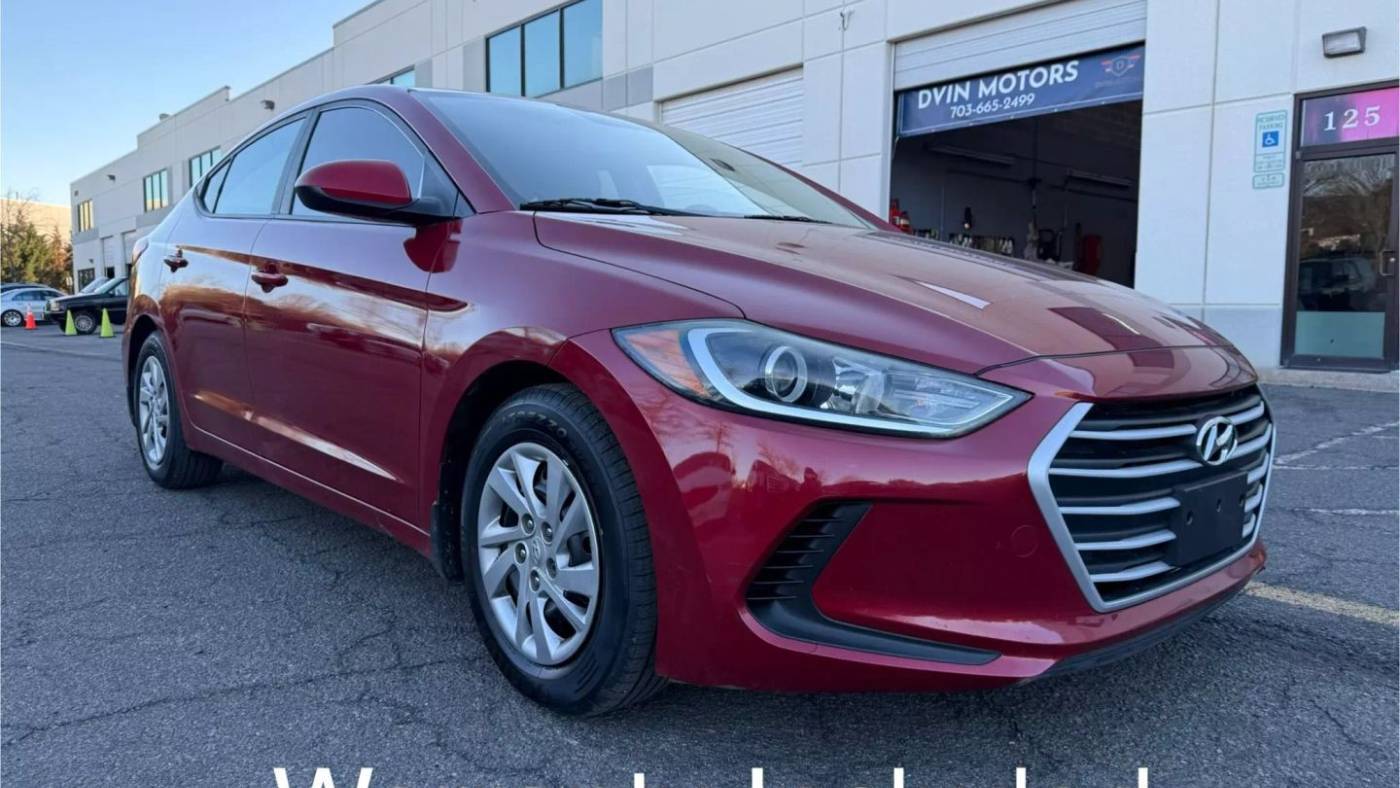 2017 Hyundai Elantra SE — Sedan — 98,132 mi — Sterling, VA