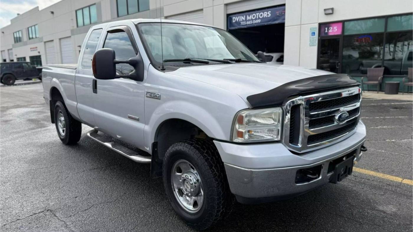 2006 Ford Super Duty F-250 XLT — Pickup Truck — 70,286 mi — Sterling, VA