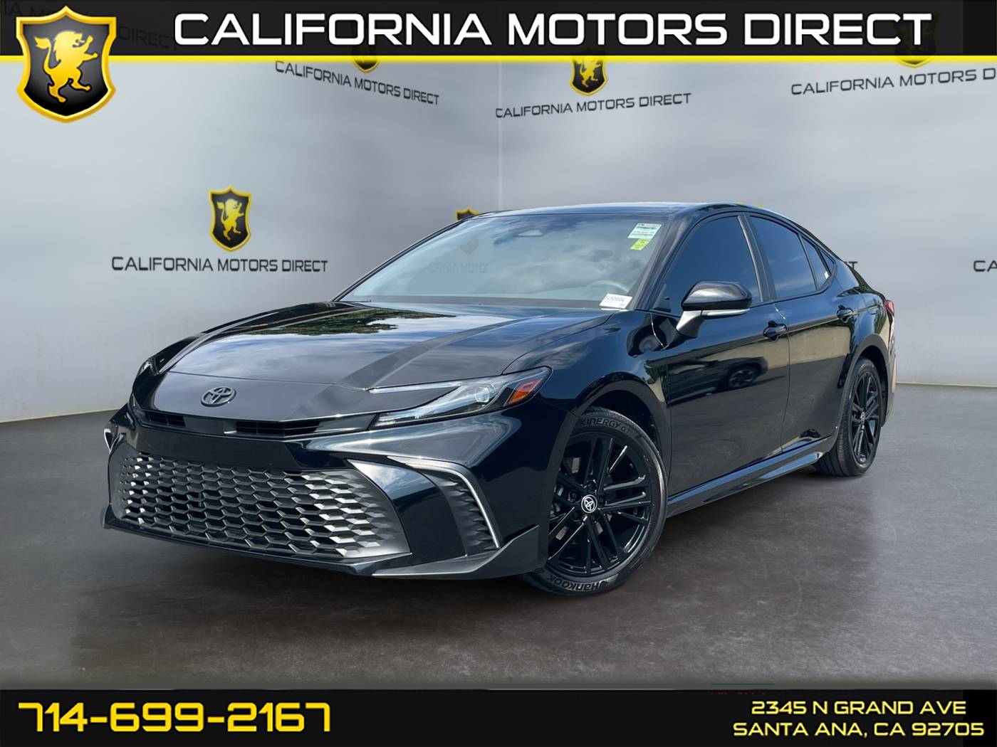 2025 Toyota Camry Hybrid SE — Sedan — 10,353 mi — Santa Ana, CA