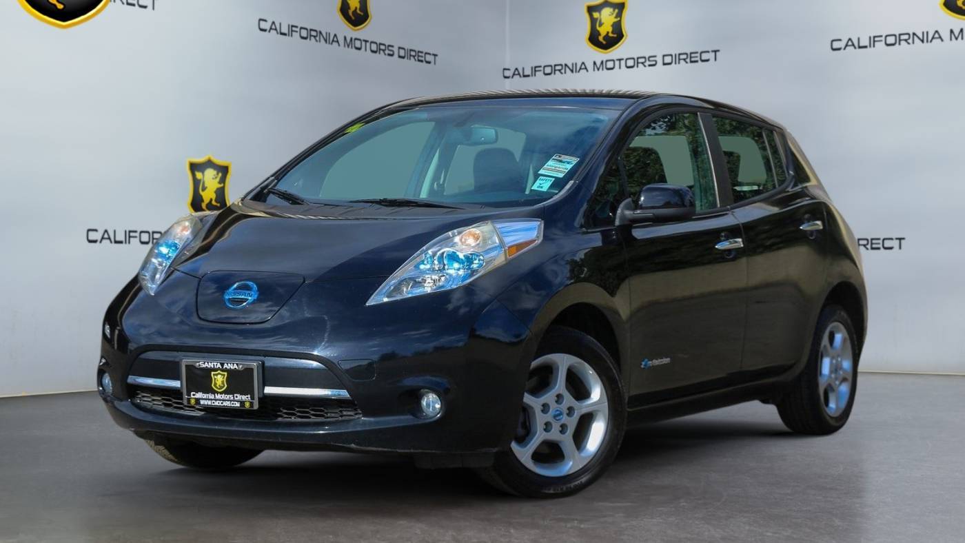 2013 Nissan LEAF SV — Hatchback — 35,167 mi — Santa Ana, CA