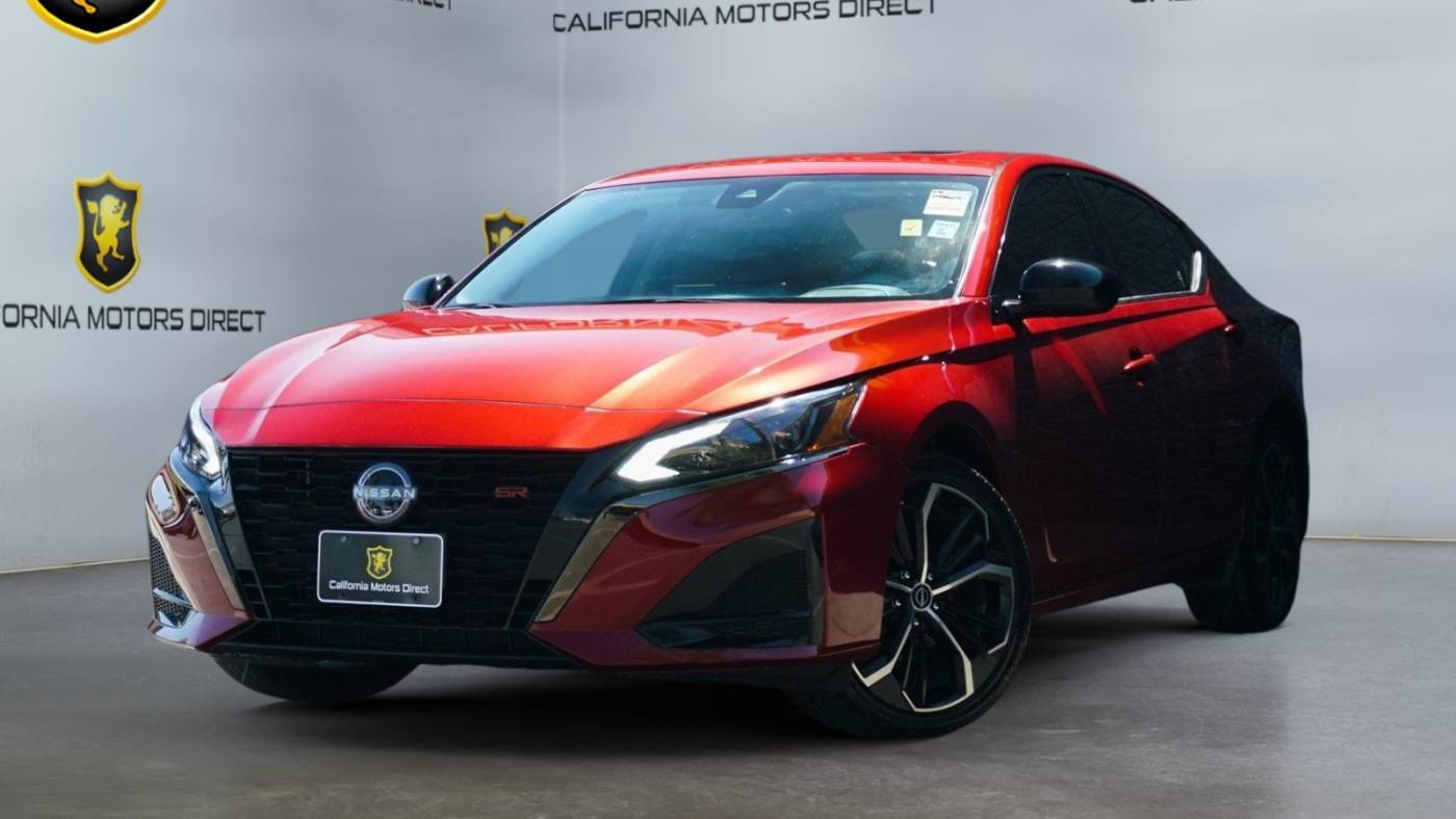 2023 Nissan Altima SR — Sedan — 17,456 mi — Santa Ana, CA