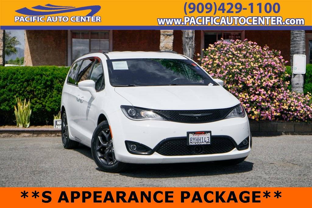 2019 Chrysler Pacifica Touring L Plus — Minivan — 57,974 mi — Fontana, CA