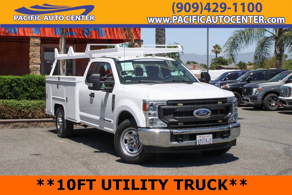 2022 Ford Super Duty F-350 Chassis Cab XL — Chassis Cab Truck — 26,216 mi — Fontana, CA