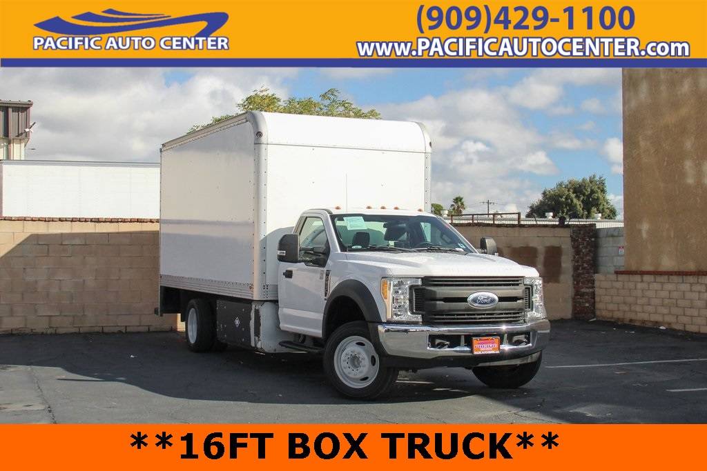 2017 Ford Super Duty F-550 Chassis Cab