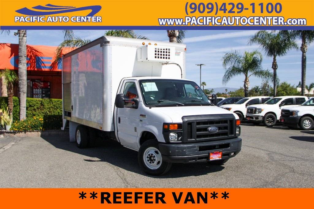 2012 Ford Econoline Commercial Cutaway E-450 — Chassis Cab Truck — 162,504 mi — Fontana, CA