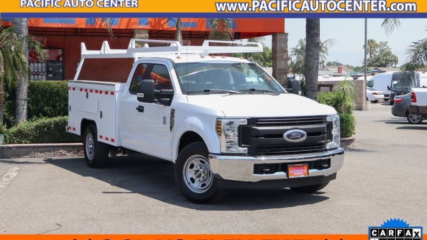2019 Ford Super Duty F-350 Chassis Cab XL — Chassis Cab Truck — 148,353 mi — Fontana, CA