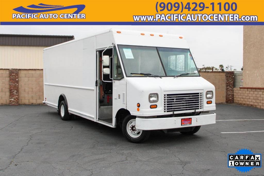 2010 Ford Econoline Commercial Chassis E-450 — Chassis Cab Truck — 111,240 mi — Fontana, CA