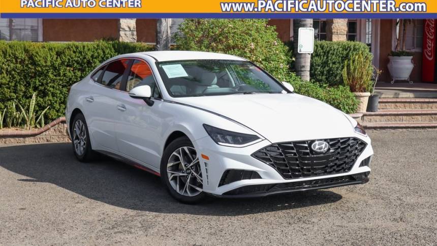 2020 Hyundai Sonata SEL — Sedan — 80,836 mi — Fontana, CA