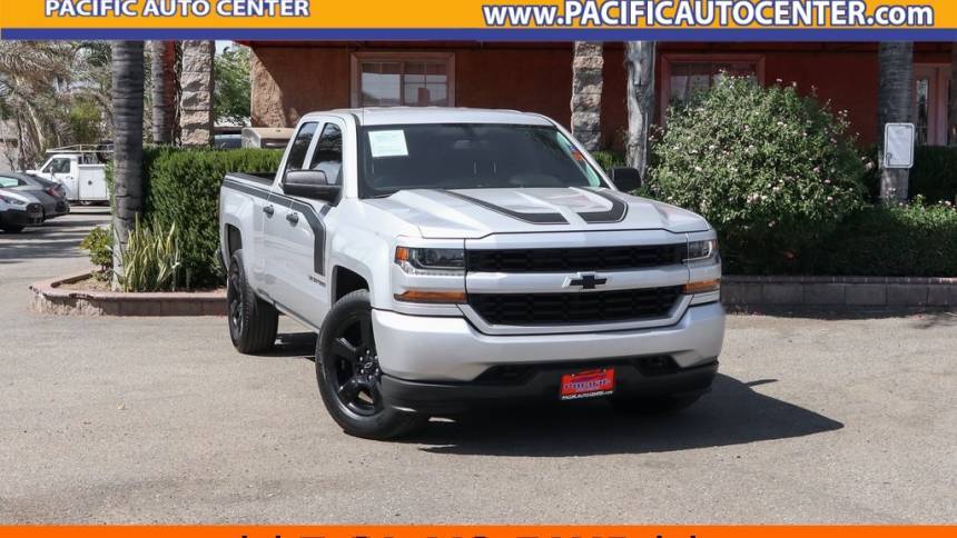 2017 Chevrolet Silverado 1500 Custom — Pickup Truck — 106,425 mi — Fontana, CA