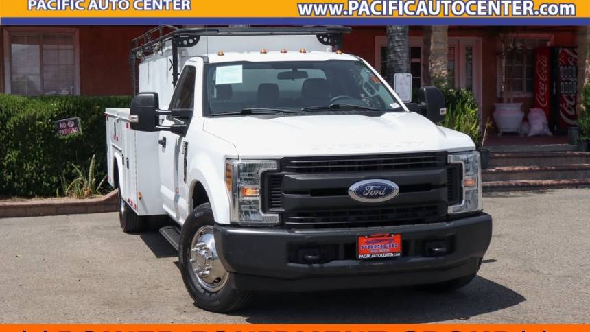 2019 Ford Super Duty F-350 Chassis Cab XL — Chassis Cab Truck — 179,714 mi — Fontana, CA