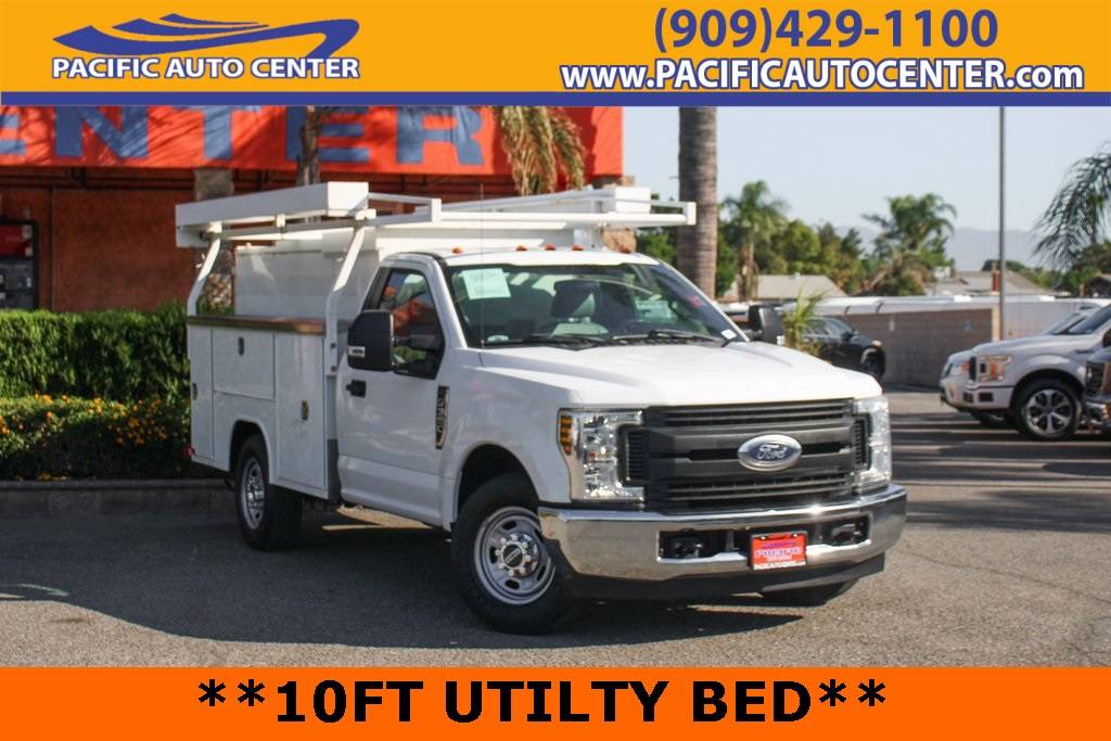 2018 Ford Super Duty F-350 Chassis Cab XL — Chassis Cab Truck — 128,615 mi — Fontana, CA