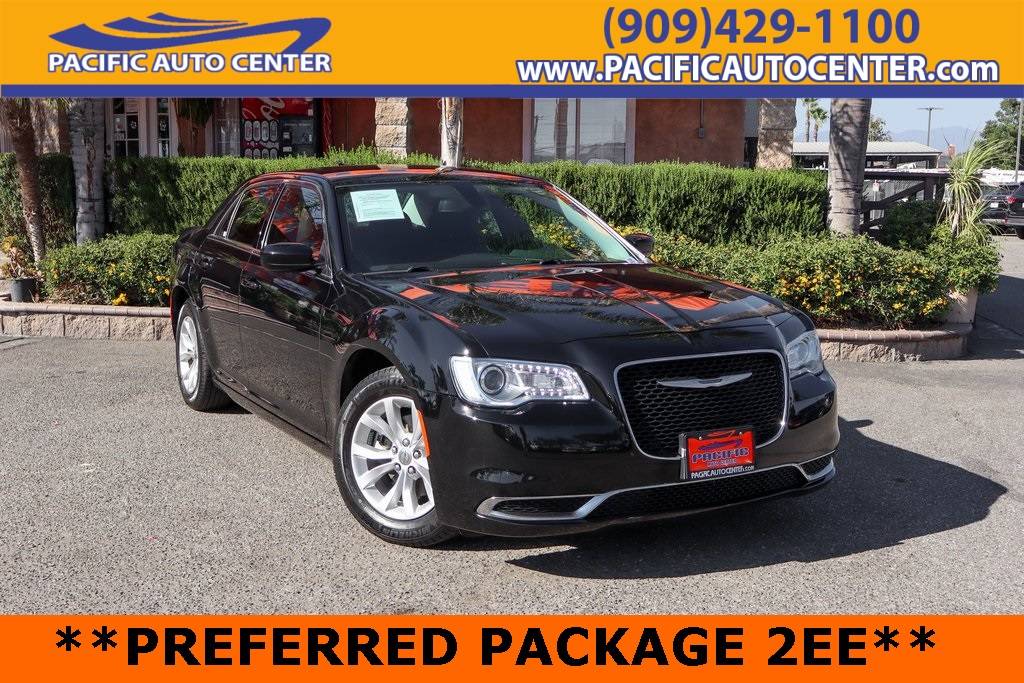 2022 Chrysler 300 Touring — Sedan — 40,737 mi — Fontana, CA