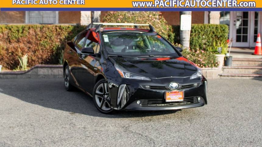 2022 Toyota Prius XLE — Hatchback — 22,804 mi — Fontana, CA