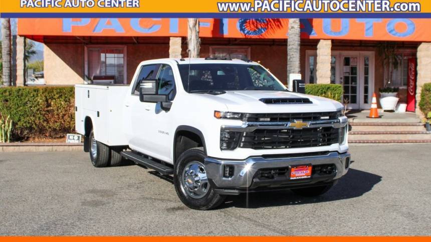 2024 Chevrolet Silverado 3500HD Chassis Cab LT — Chassis Cab Truck — 20,835 mi — Fontana, CA
