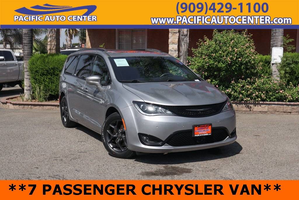 2020 Chrysler Pacifica Limited — Minivan — 105,340 mi — Fontana, CA