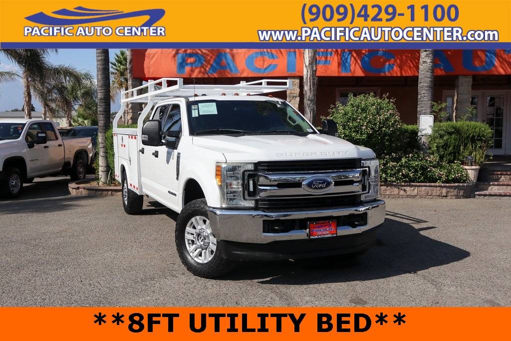 2017 Ford Super Duty F-350 Chassis Cab XLT — Chassis Cab Truck — 78,793 mi — Fontana, CA