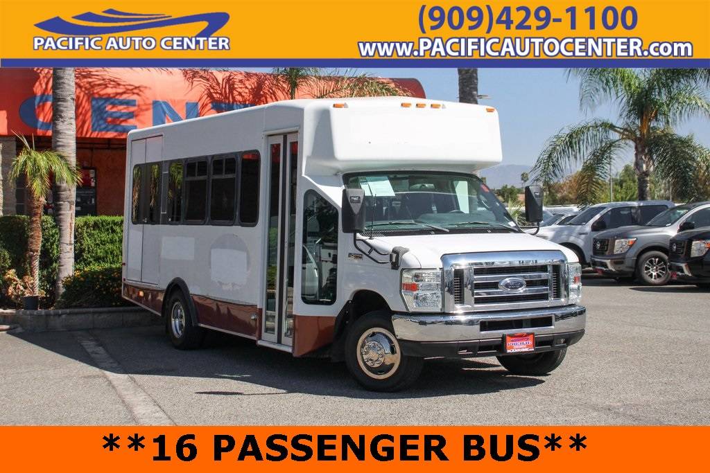 2012 Ford Econoline Commercial Cutaway E-450 — Chassis Cab Truck — 45,108 mi — Fontana, CA