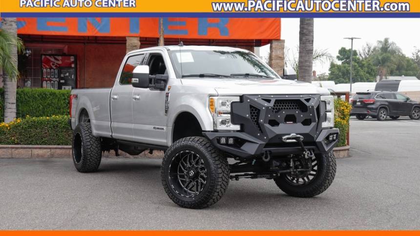 2019 Ford Super Duty F-350 Lariat — Pickup Truck — 64,191 mi — Fontana, CA
