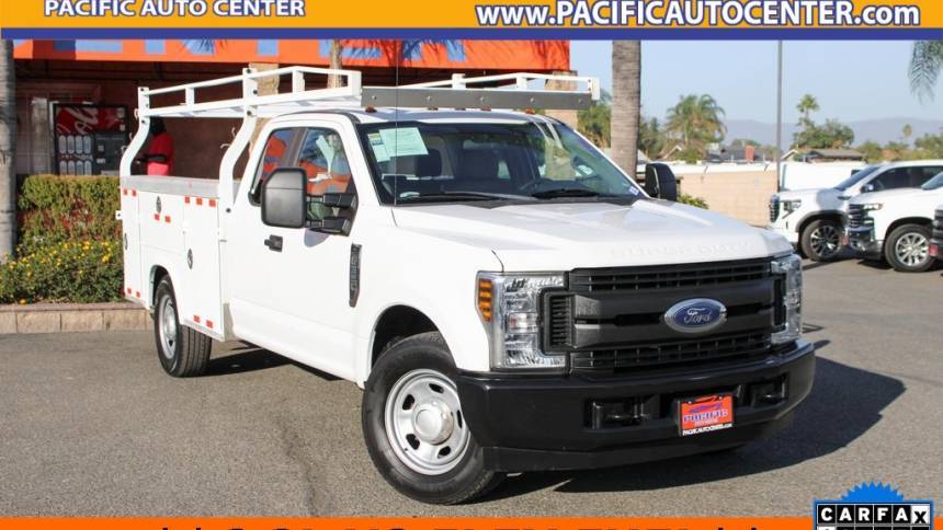 2018 Ford Super Duty F-350 Chassis Cab XL — Chassis Cab Truck — 82,052 mi — Fontana, CA
