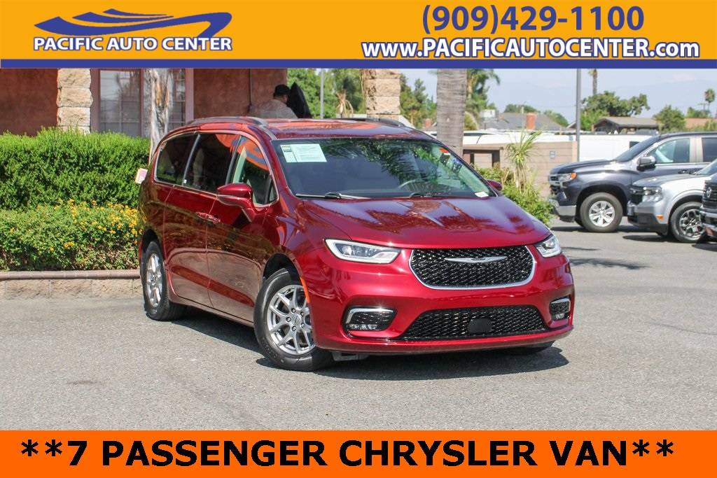 2021 Chrysler Pacifica Touring — Minivan — 32,694 mi — Fontana, CA
