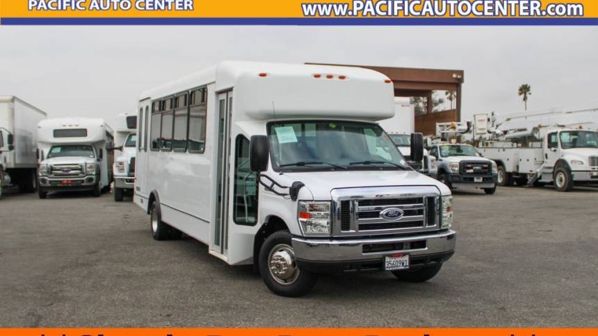 2015 Ford Econoline Commercial Cutaway E-450 — Chassis Cab Truck — 60,563 mi — Fontana, CA