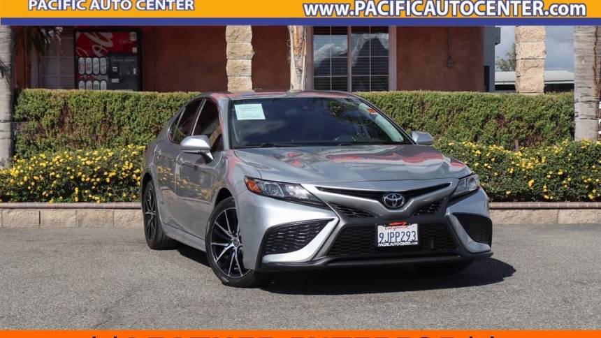 2022 Toyota Camry SE — Sedan — 50,770 mi — Fontana, CA