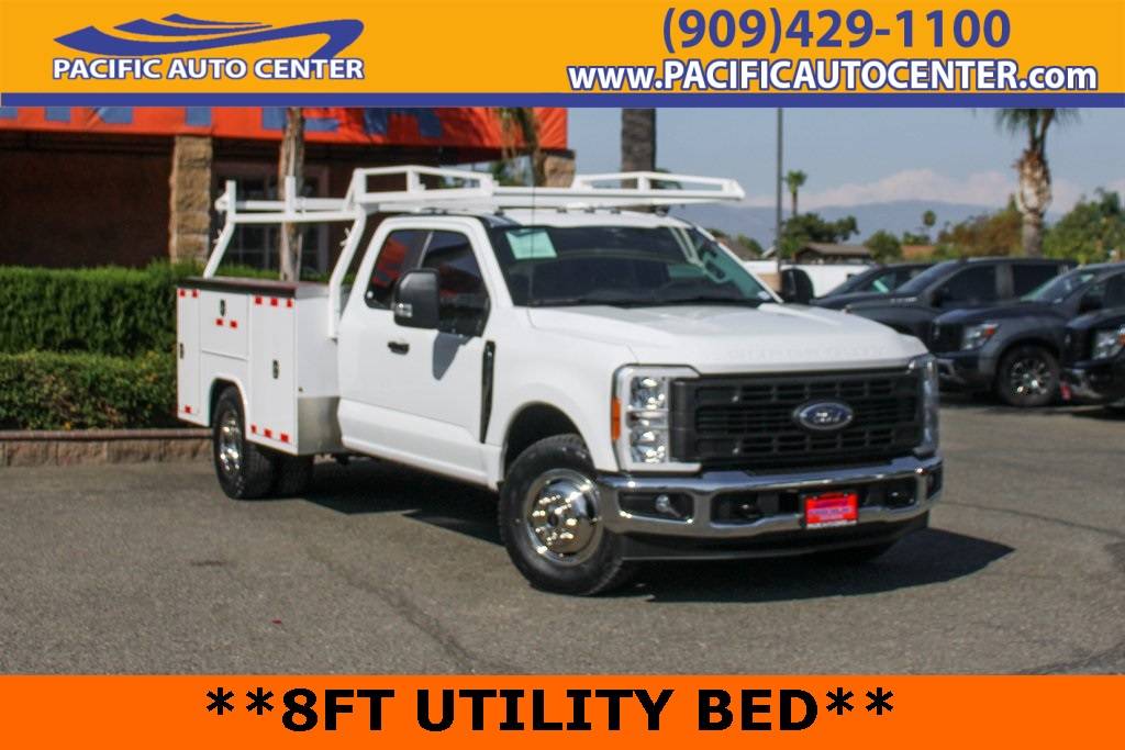 2023 Ford Super Duty F-350 XL — Pickup Truck — 35,162 mi — Fontana, CA