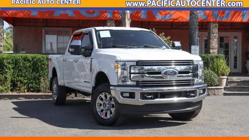 2017 Ford Super Duty F-350 Lariat — Pickup Truck — 76,095 mi — Fontana, CA