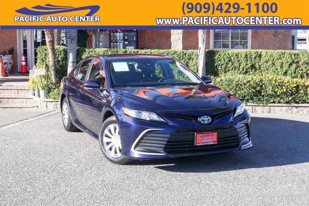 2021 Toyota Camry Hybrid LE — Sedan — 19,858 mi — Fontana, CA