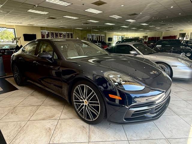2018 Porsche Panamera