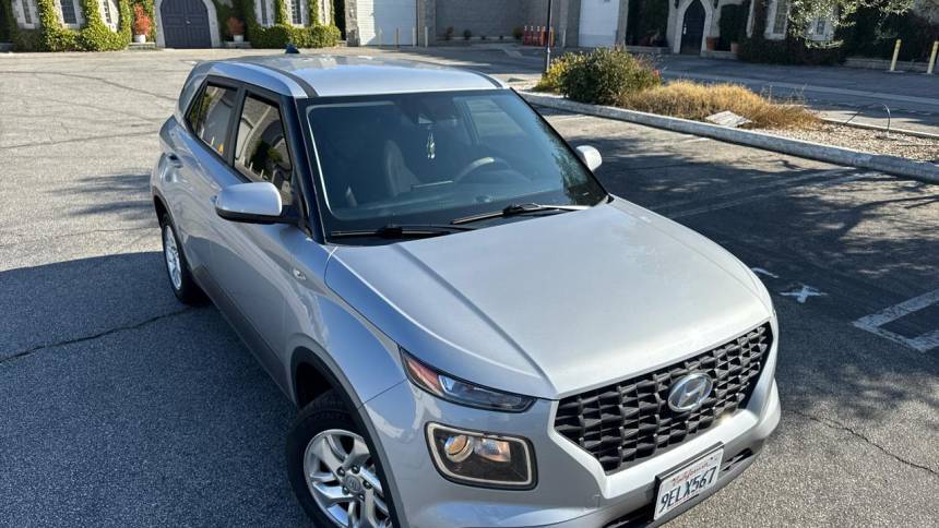 2021 Hyundai Venue SE — SUV — 138,557 mi — Burbank, CA