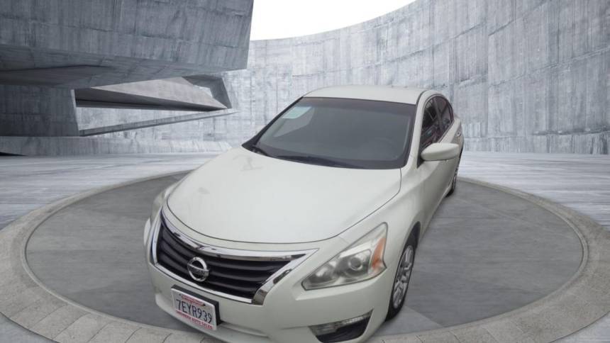 2014 Nissan Altima 2.5 S — Sedan — 119,456 mi — Los Angeles, CA