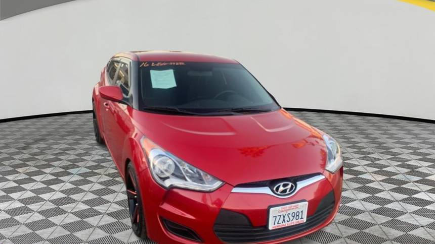 2016 Hyundai Veloster Base — Hatchback — 135,680 mi — Los Angeles, CA
