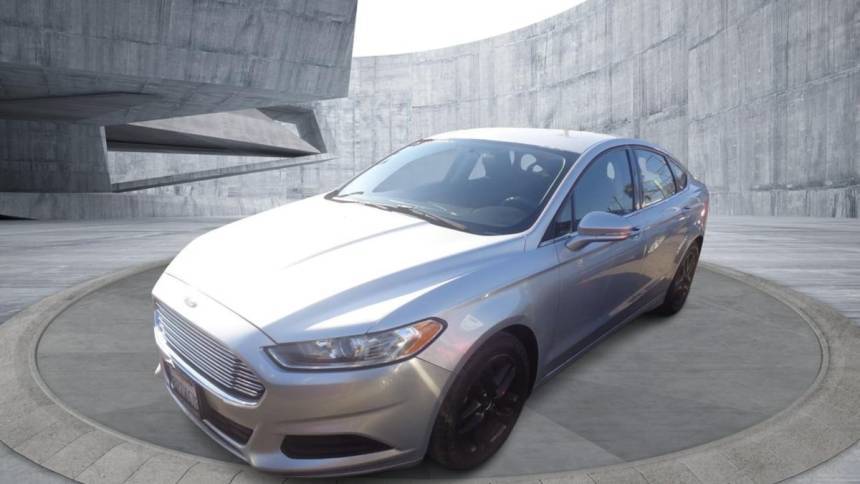 2015 Ford Fusion SE — Sedan — 130,732 mi — Los Angeles, CA