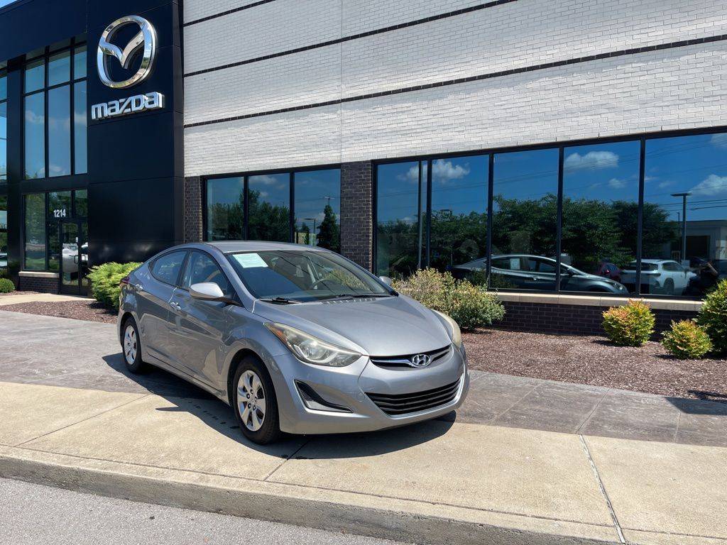 2016 Hyundai Elantra SE — Sedan — 102,920 mi — Murfreesboro, TN