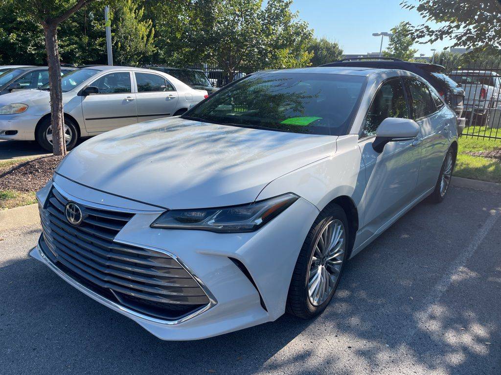 2022 Toyota Avalon Limited — Sedan — 15,829 mi — Murfreesboro, TN