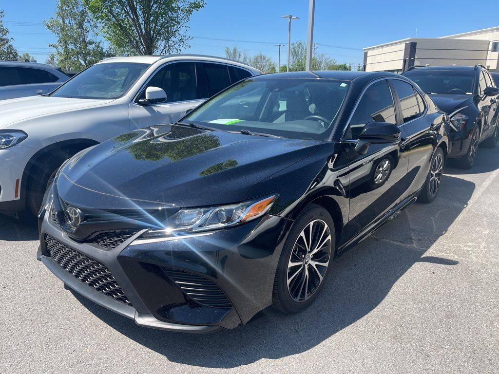 2019 Toyota Camry SE — Sedan — 16,540 mi — Murfreesboro, TN