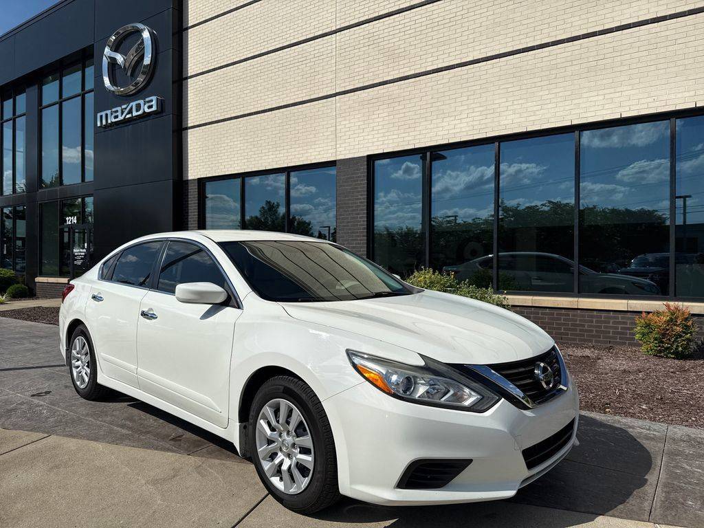 2016 Nissan Altima 2.5 S — Sedan — 100,297 mi — Murfreesboro, TN