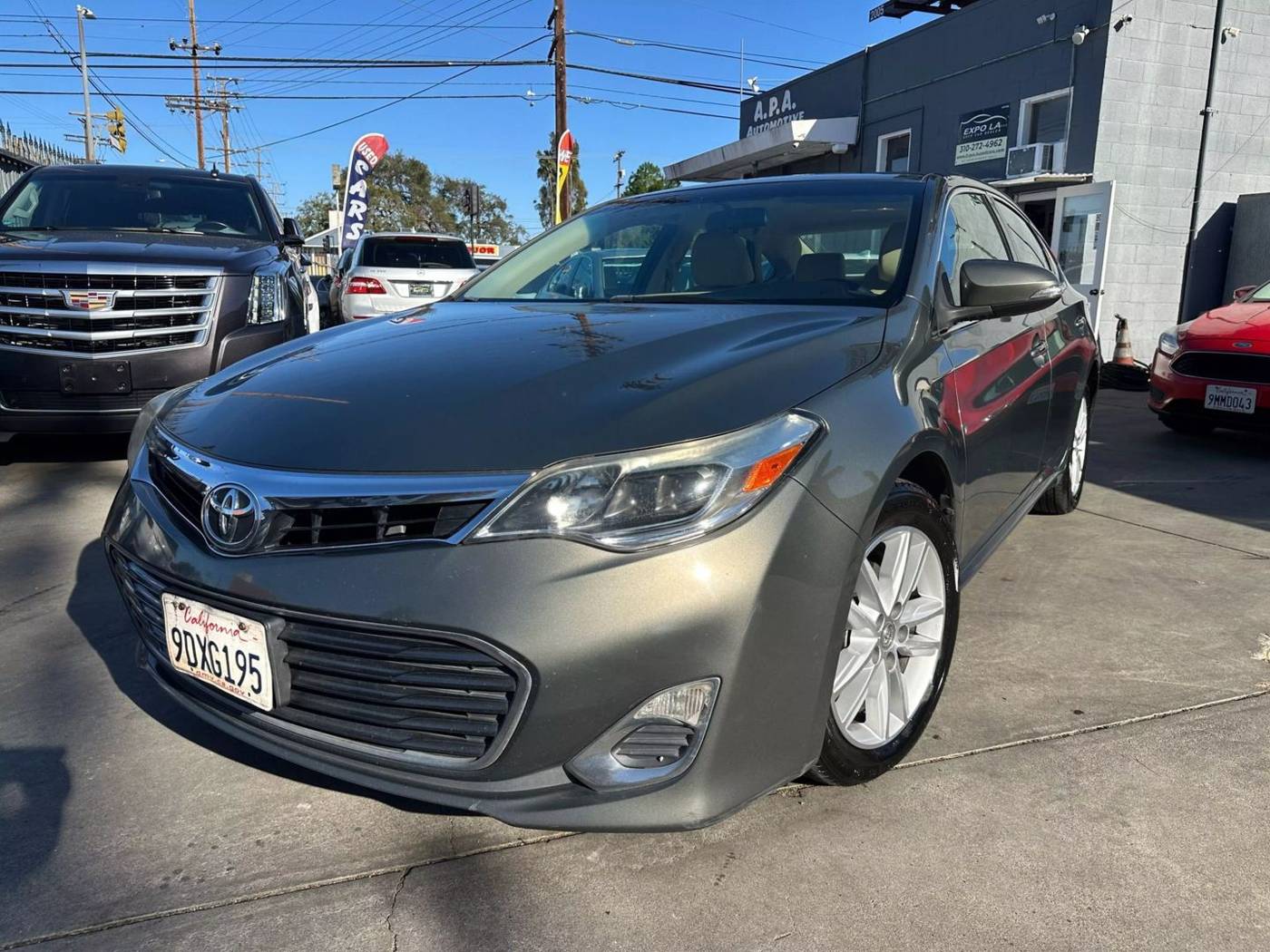 2014 Toyota Avalon XLE — Sedan — 137,750 mi — Woodland Hills, CA